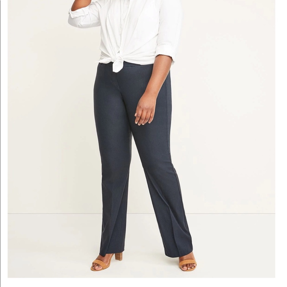 NEW, NEVER WORN.  Sexy stretch bootcut pants. Navy